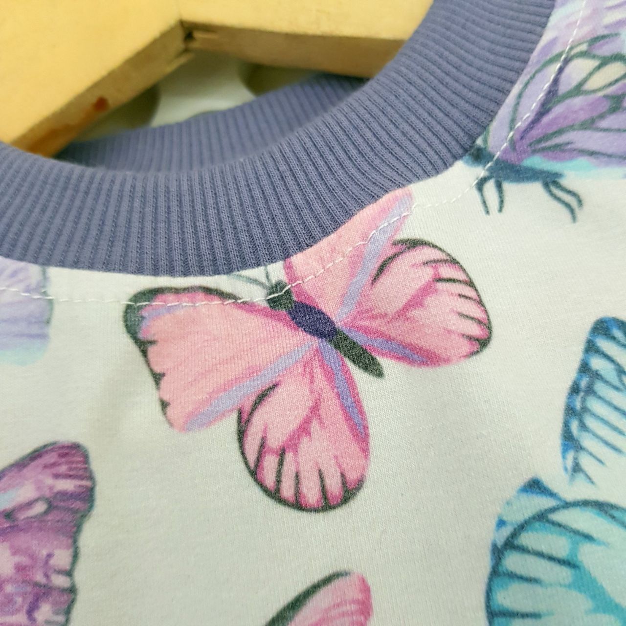 عکس بلوز شلوار پروانه های زیبا - شماره 4