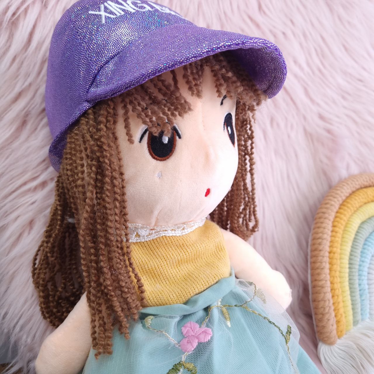 عکس عروسک دختر کلاه به سرسایزبزرگ - شماره 5