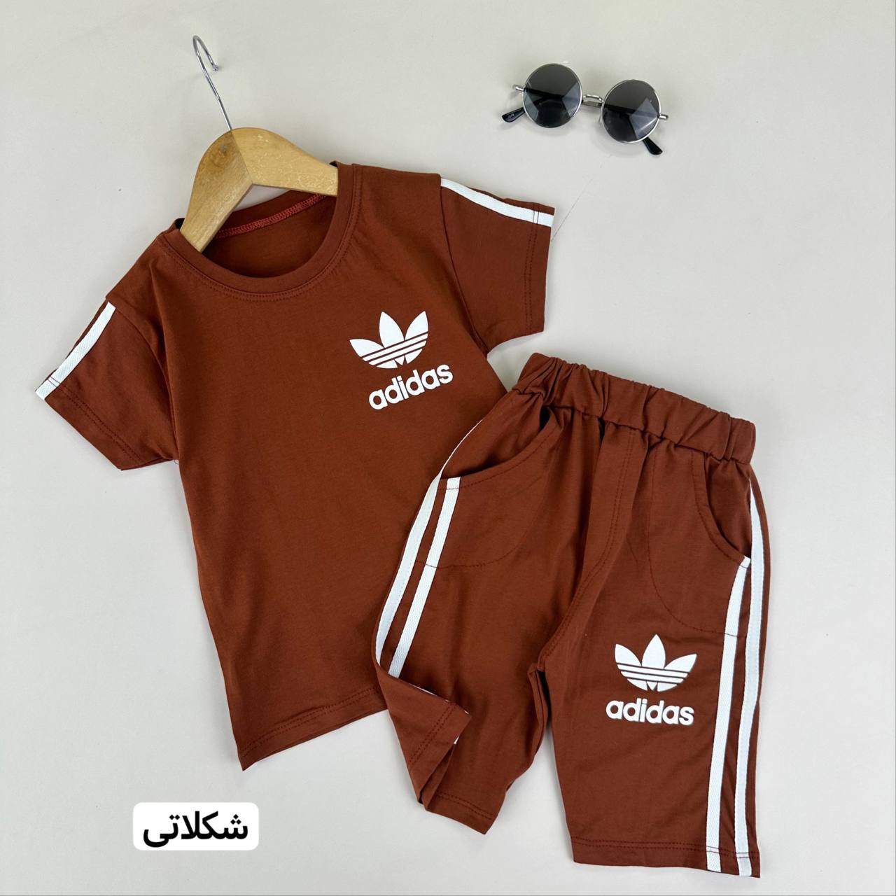 عکس تیشرت شلوارک اسپرت adidas آیلی - شماره 3