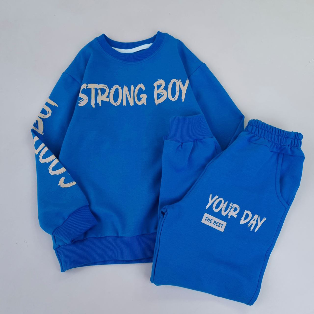 عکس بلوز شلوار پسر قدرتمند Strong Boy - شماره 3