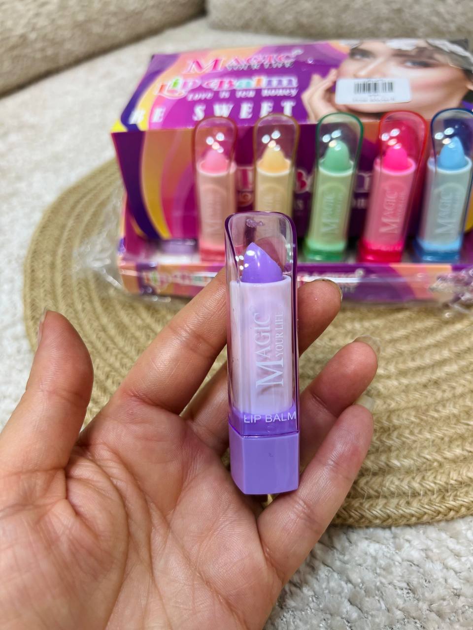 عکس بالم لب مدل کلاسیک - شماره 3