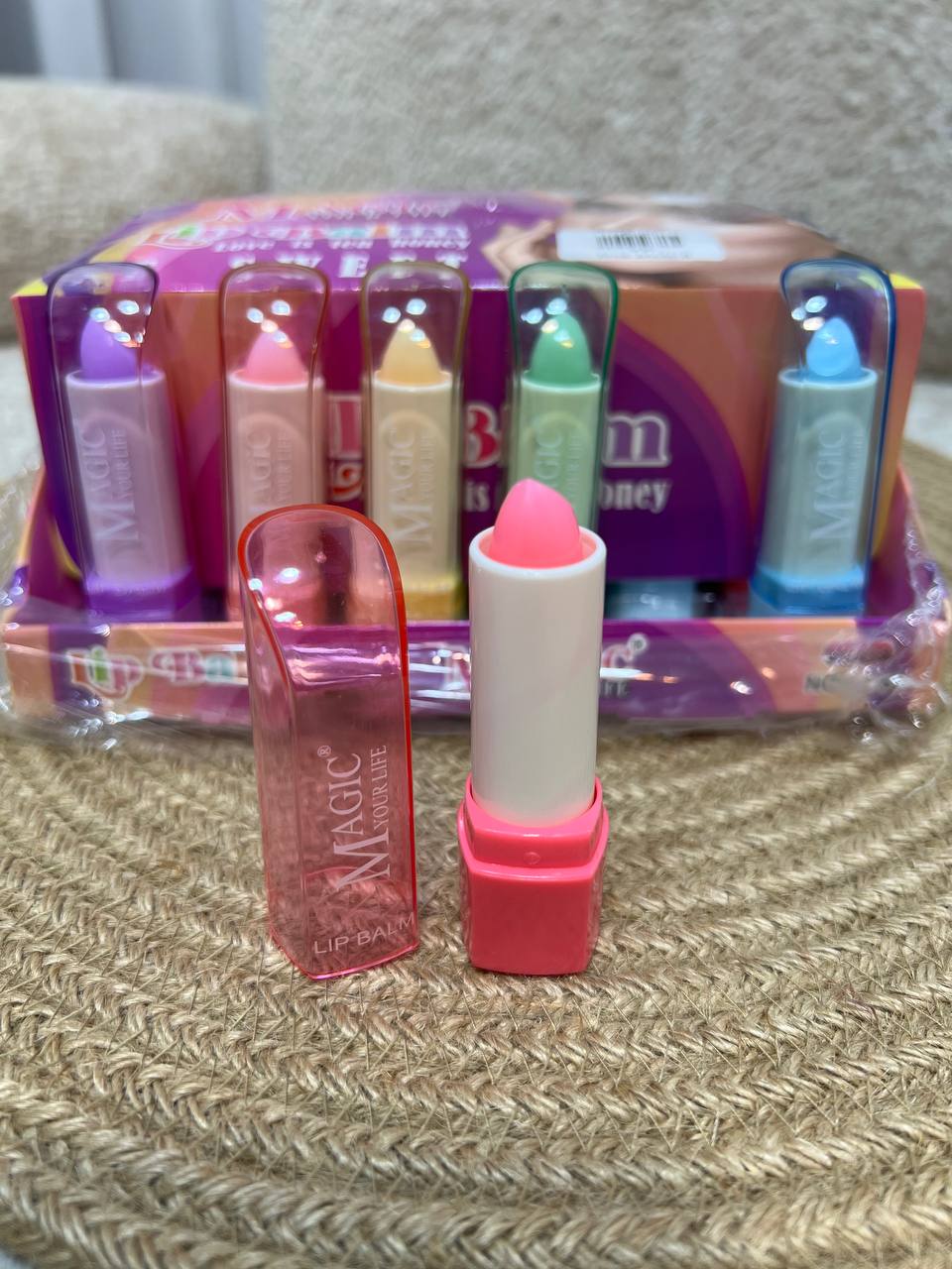 عکس بالم لب مدل کلاسیک - شماره 2