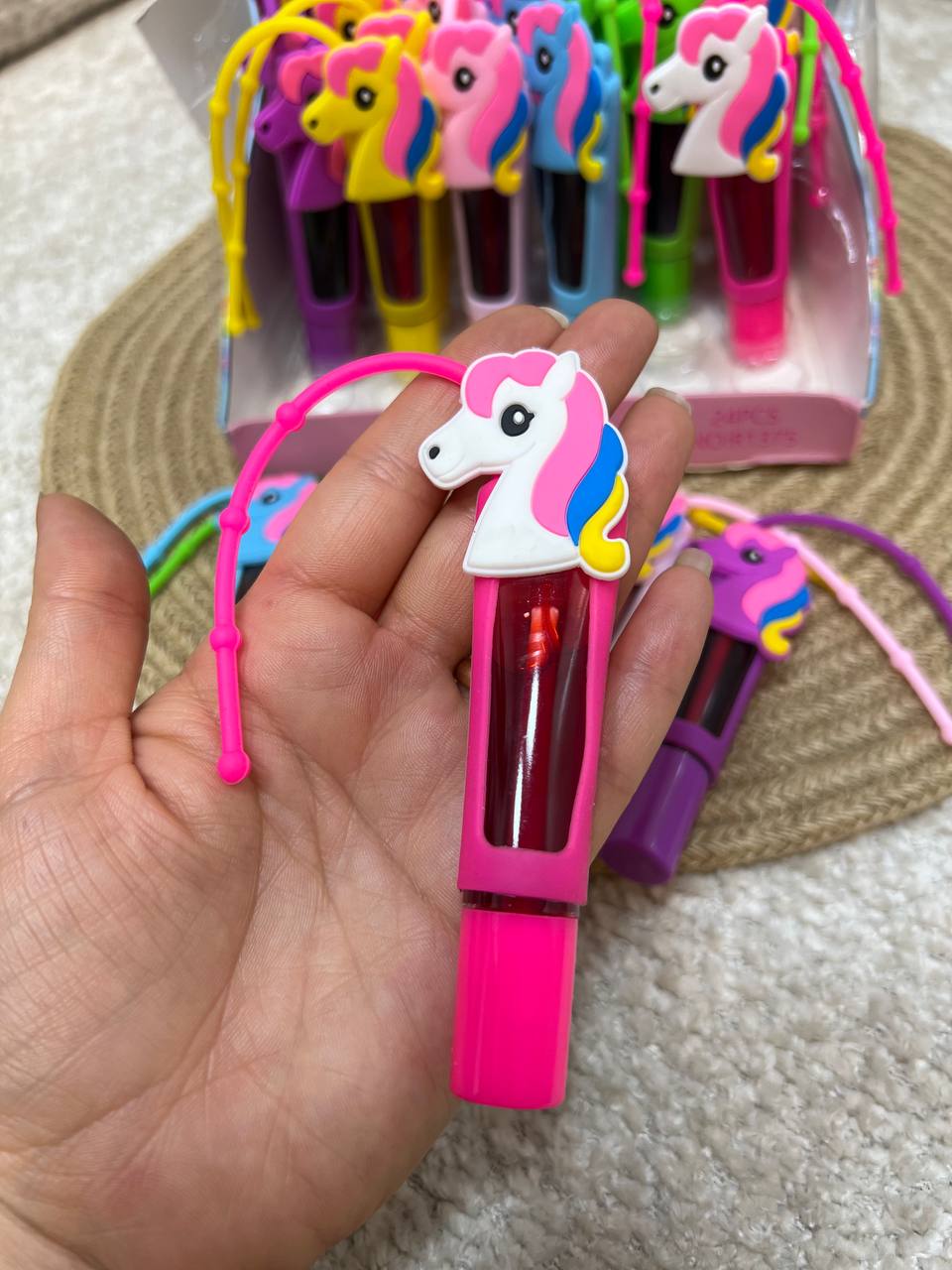 عکس تینت لب تک شاخ - شماره 2