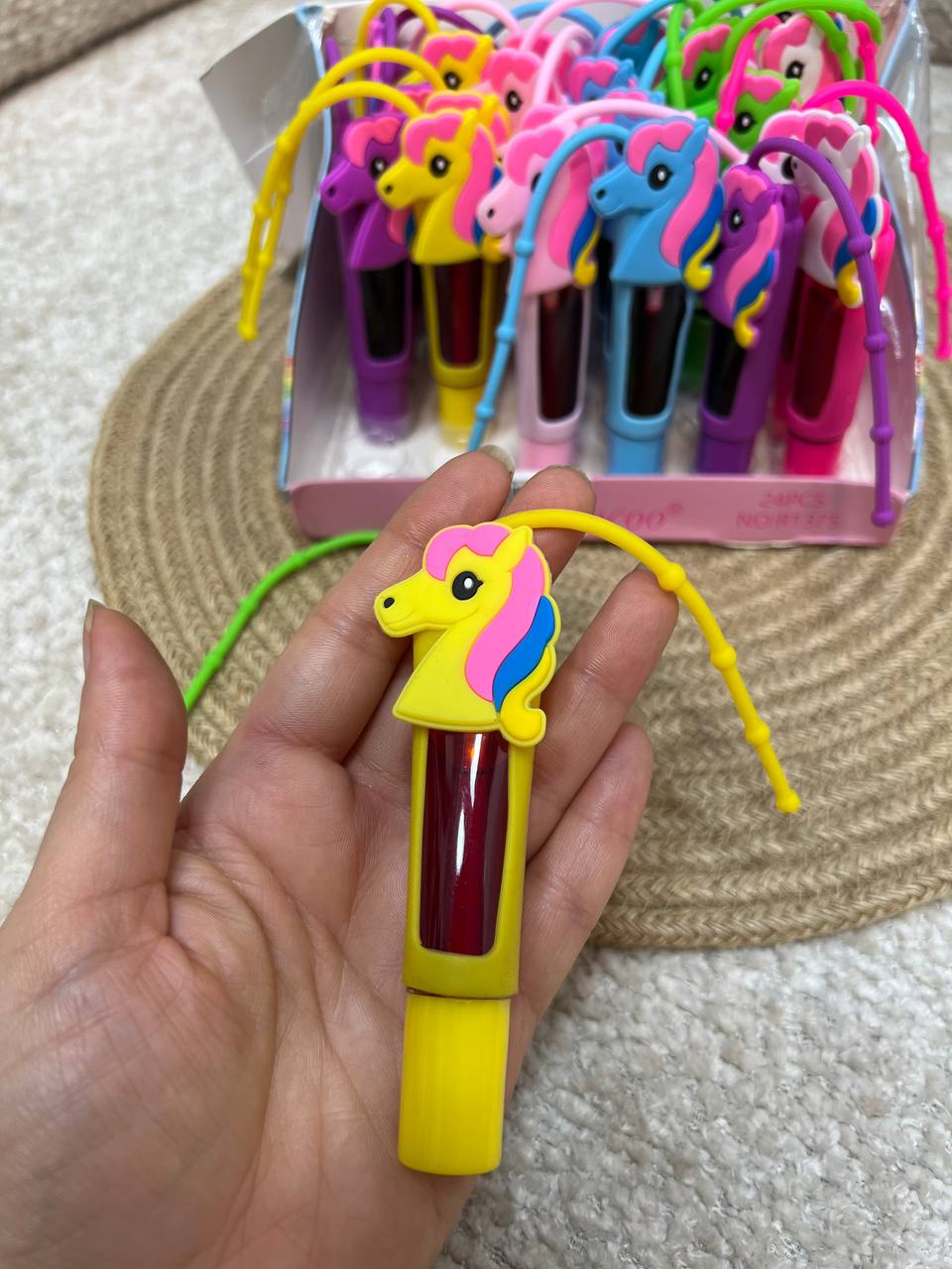 عکس تینت لب تک شاخ - شماره 6