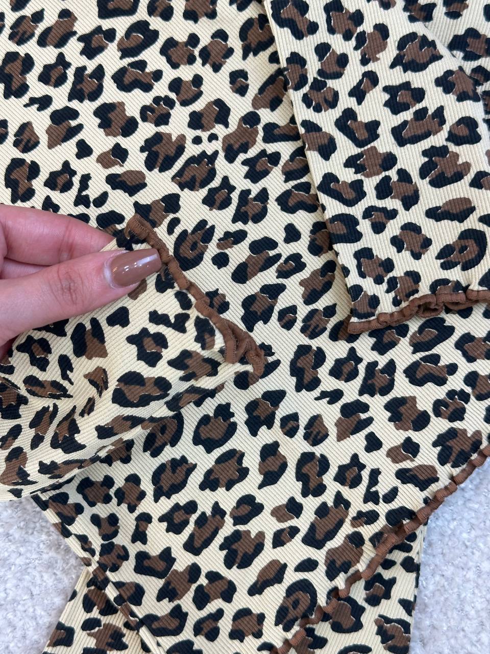 عکس بلوز شلوار پلنگی نیلا - شماره 7