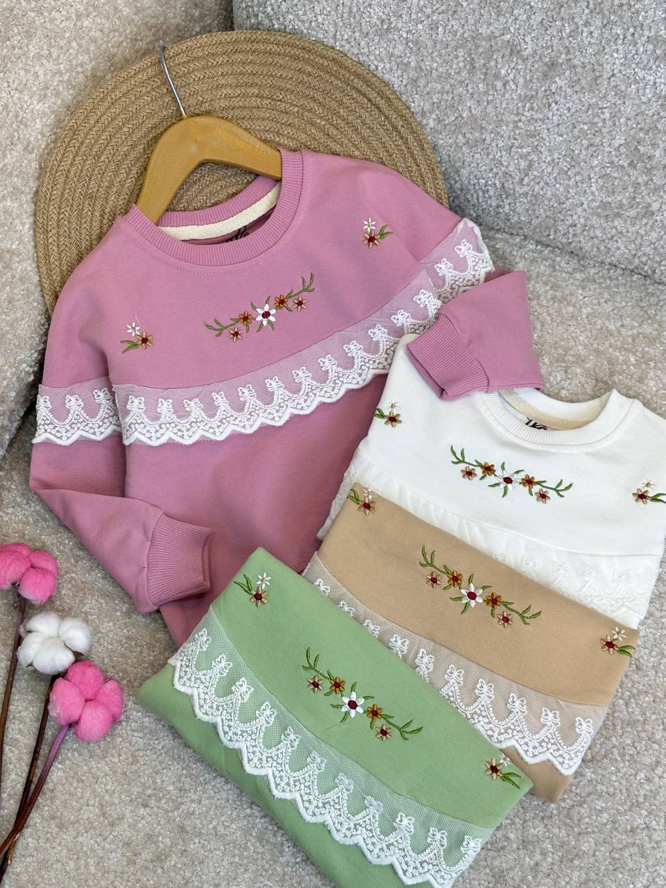 عکس تک بلوز بسیار زیبا سلنا گلدوزی - شماره 2