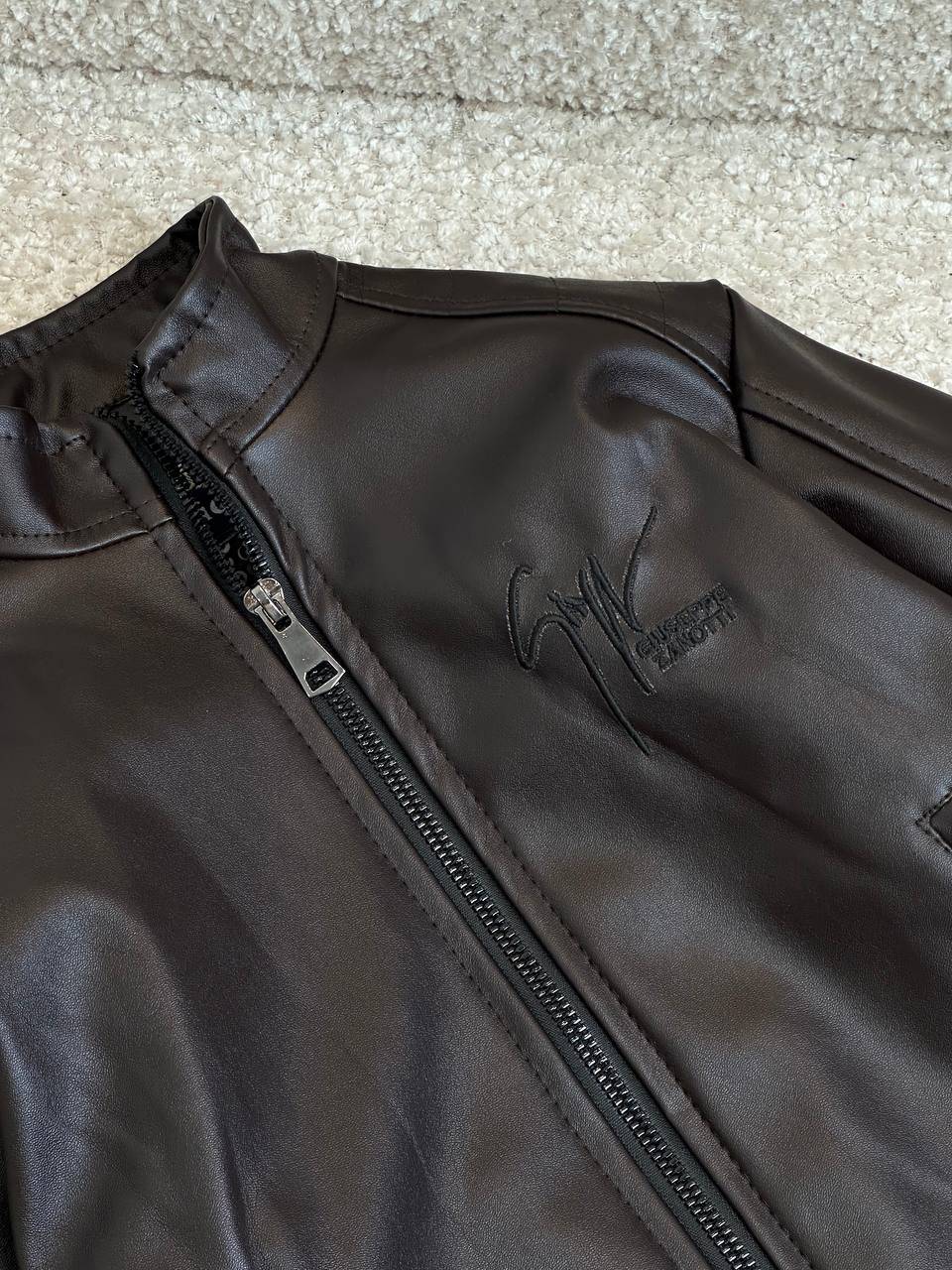 عکس کت چرم اسپرت لاتین گلدوزی - شماره 4