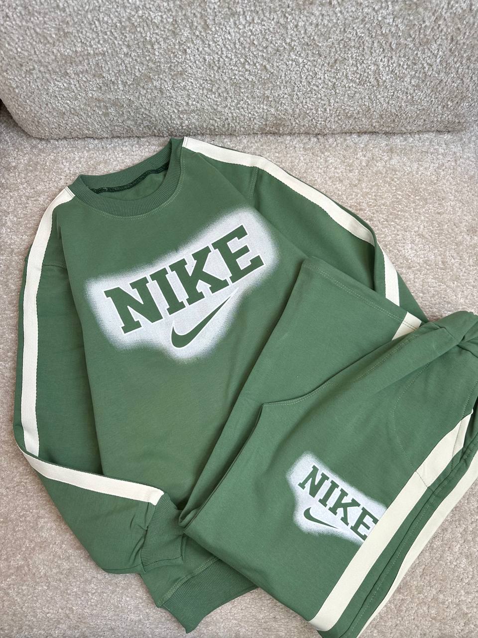 عکس بلوز شلوار اسپرت نایک آبرنگی - شماره 2