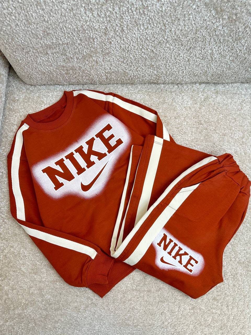 عکس بلوز شلوار اسپرت نایک آبرنگی - شماره 4