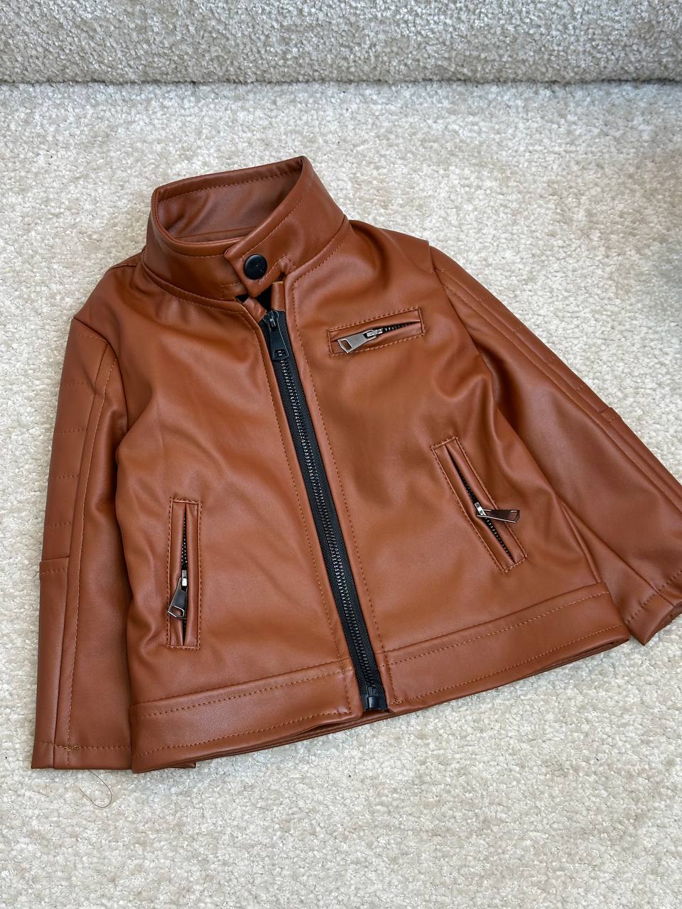 عکس کت چرم اسپرت ویکی - شماره 3